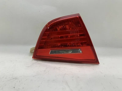 BMW 328i 335i M3 2009-2011 sedán luz trasera izquierda montaje tapa 63217154155 OEM usado Foto 1 de 4