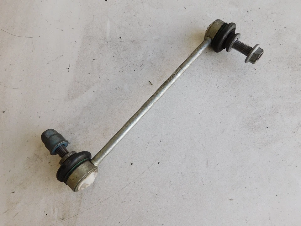 Porsche Carrera S 911 991.2 2017 Rear Swaybar End Link Linkage 99107102 J104 - Image 1 of 1