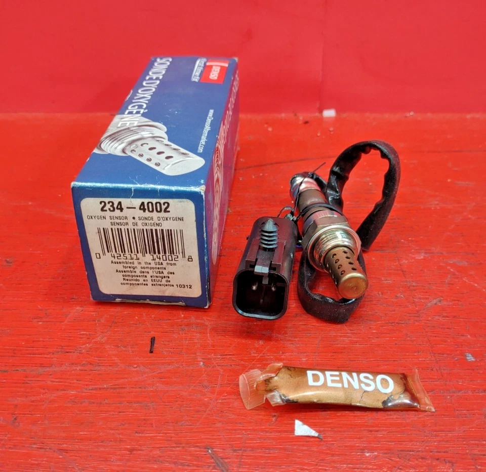 Sensor de oxígeno DENSO 234-4002 genuino para Chrysler Dodge Plymouth 1995-1998 Foto 1 de 4