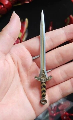 HT Shield Figure 1/6 Gladiator Thor Accessories Hot Toys HT MMS445 Thor Ragnarok - Image 1 of 2