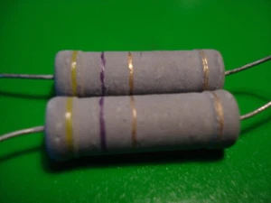 Resistor 5 Watt 4.7 ohm [2] Metal Oxide Resistor  - Imagen 1 de 1