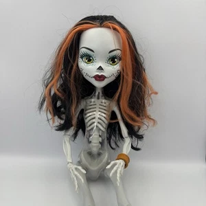 Monster High 28" Jumbo Skelita Calaveras Doll Gore-Geous Ghoul 2012 No Shirt - Picture 1 of 21