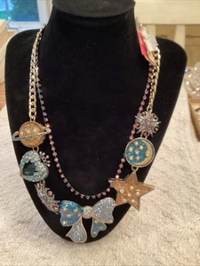 Betsey Johnson ~ Collar Heavens to Betsey Moon Star Saturno y Arco ~ Nuevo con Etiquetas - Imagen 1 de 6