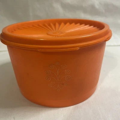 vintage retro tupperware orange canister 1298 pleated lid servalier With Lid - Image 1 of 4