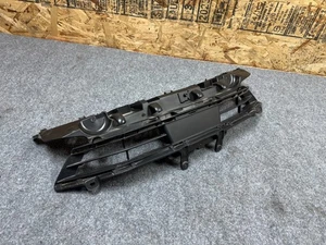 TOYOTA PRIUS LE HYBRID 23-25 FWD 2.0l FRONT UPPER INNER RADIATOR GRILLE OEM 4K - Bild 1 von 9