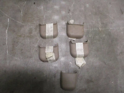 Cubierta de riel de asiento delantero (5) Toyota Sienna Van XLE 00 01 02 03 Foto 1 de 2