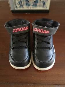 BOTAS AIR JORDAN 1 MID NIKE | HOT SALE