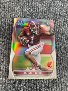 Jahmyr Gibbs 2022 Bowman Chrome University #82 1st Bowman Refractor Alabama - Bild 1 von 2