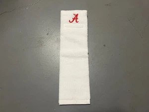 Alabama Crimson Tide Team Emesso Giocatore Bianco Esclusivo Gioco Asciugamano Calcio - Foto 1 di 4