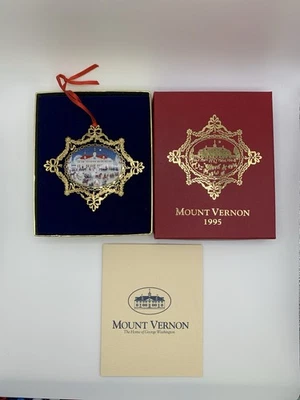 Mount Vernon Christmas Ornament West Front Christmas Scene 1995 *FREE SHIP!* - Imagem 1 de 4