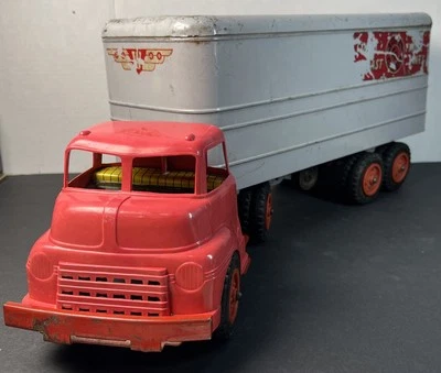 Remolque tractor camión semirremolque de juguete WYANDOTTE COAST TO COAST TRUCK LINES AÑOS 50 Foto 1 de 4