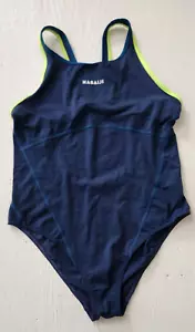 Traje de baño Nabaiji grande de una pieza azul marino espalda abierta para mujer - Imagen 1 de 11