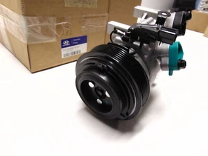New Genuine HYUNDAI i10 II 2013> 1.0 A/C Air Con Compressor Pump 97701B9010 - Picture 1 of 6