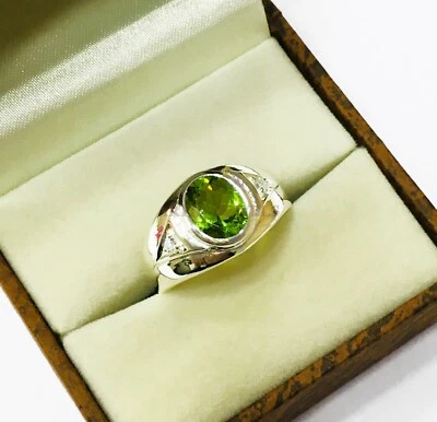 Piedras preciosas de peridoto natural con anillo de plata enchapado en oro blanco de 14k para hombre #5360 Foto 1 de 4