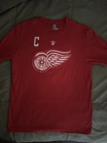 Gordie Howe NHL Player Alumni Fanatics Shirt 9 Tee Detroit Red Wings XL Cover