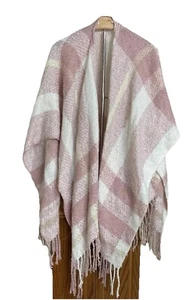 Lauren Conrad Cape Scarf Shawl Wrap One Size Soft Pink Ivory Fringe 56" x 44" - Picture 1 of 14