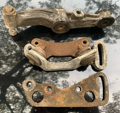 1963 年 1966 年凯迪拉克 390 429 交流电安装支架前后部完整二手原始设备制造商 — 第 1/4 张图片