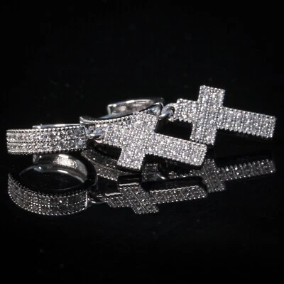 Iced 2pc Hombres Plata de Ley Cz Cruz Caída Colgante Huggie Pendientes de Aro con Bisagras Foto 1 de 3
