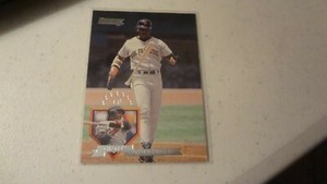 1995 DONRUSS # 8 BARRY BONDS   BASEBALL CARD