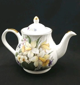 Vintage Arthur Wood & Sons STAFFORDSHIRE Floral Teapot #6472 England .. EXC! - Picture 1 of 11