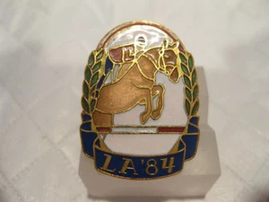 PIN OLÍMPICO - 1984 LA OLÍMPICA - CAMPANARIO- PERSECUCIÓN - Imagen 1 de 1