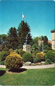 Estatua de bronce de San Francisco y las palomas postal sin publicar - Imagen 1 de 2