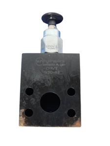Sun Hydraulics CFM/S Sandwich Mount Through Port Manifold 1" Port CFM - Picture 1 of 9