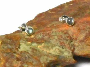 Pendientes de tachuelas de plata esterlina 925 LABRADORITA - 4 mm - Imagen 1 de 4