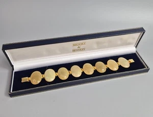 Conjunto de pulsera de panel de ágata verde claro vintage con bisel dorado cierre plegable - Imagen 1 de 4