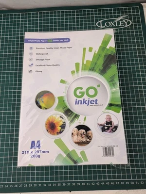105 Sheets, 200gsm Premium A4 Photo Paper Glossy for Inkjet Printer by Go Inkjet - Image 1 of 4