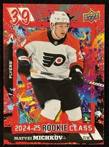 2024-25 Upper Deck Matvei Michkov Rookie Class RC #RC-27 Volantini ROSSO PARALLELO - Foto 1 di 2