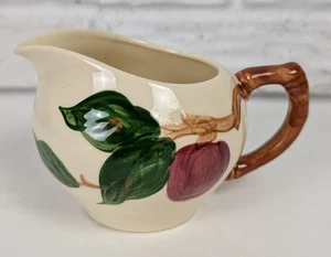 Brocca Franciscan Apple Creamer 1972 vintage USA terracotta dipinta a mano - Foto 1 di 8