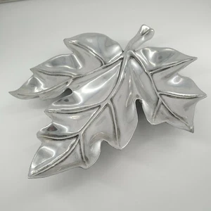 Royal Hickman Leaf Platter Signed Bruce Cox 13x16" Maple Cast Aluminum BB37 - Picture 1 of 3