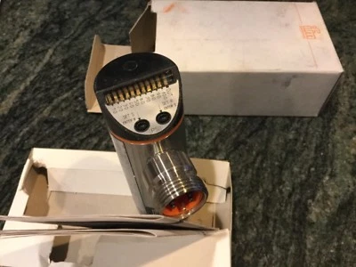 new IFM EFECTOR PB4214 PRESSURE SENSOR MONITOR PORT SIZE: 1/4'' NPT stainless  - Image 1 of 4