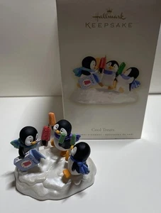 Ornamento vintage Hallmark Cool Treats 2008 in scatola Hal-1 - Foto 1 di 11