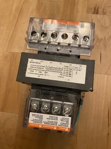 Square D 9070T75D19 Control Transformer 75VA Pri:208/240/277/380/480 Sec:12/24 - Picture 1 of 2