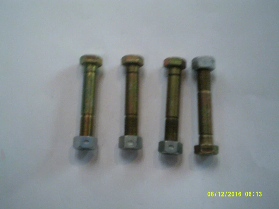 Juego de pernos de cizalla de timón trasero Snapper (años 80) 60652 / 7060652 / 14856 / 7014856 Foto 1 de 1