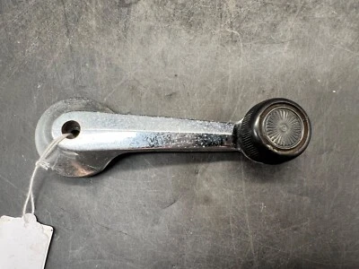 Оригинальная ручка для отката внутреннего окна 1983-1988 Ford Ranger D6ZB6923342AA - Изображение 1 из 4