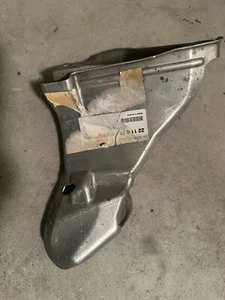 BMW E90 Motorlageraufnahme vr. - Bild 1 von 3