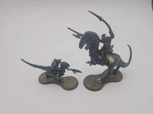 Figuras Hasbro HeroScape Grimnak y Tornak con tarjetas - Imagen 1 de 2