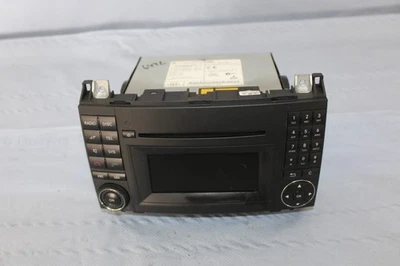 Mercedes-Benz A-Klasse W 169 Mopf  Radio Audio 20 MF 2830  A 169 870 67 94 - Bild 1 von 4
