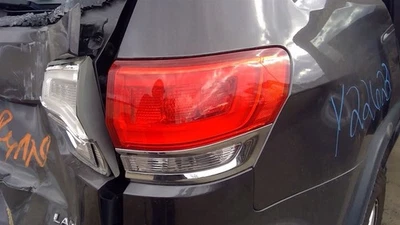 14 15 2016 17 18 19 20 21 Jeep Grand Cherokee Passenger RH Tail Light Lamp - Изображение 1 из 4