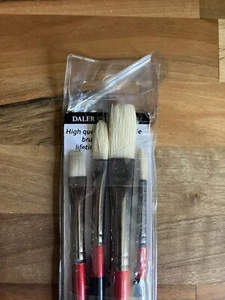Daler Rowney Georgian Oil Brush Pack Set 400 Round 2 Filbert 4 Flat 4 8* - Bild 1 von 3