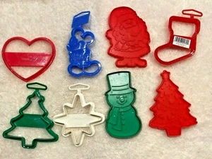 8 Wilton Hallmark Cookie Cutters Christmas Heart Mickey Mouse Star Snowman lot - Picture 1 of 8