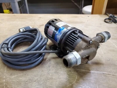 Little Giant CMD-100-5B Circulator Pump, 579200, 150 PSIG 1/25 HP 372 GPH 115V - Image 1 of 4