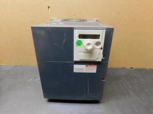 Schneider Altivar ATV312 7,5 PS regelbarer Antrieb -- ATV312HU55N4 -- #2 - Bild 1 von 5