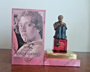 Les Beaux Arts Parfums - Statua in bronzo Parigi di Patrizia Guerresi 7500 esemplari - Foto 1 di 10