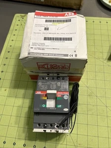 ABB T1N040TLA CIRCUIT BREAKER SACE T1N TMAX 40A 3P W/AUXILLARY AUX SWITCH - Picture 1 of 8