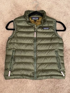 Patagonia Boys Down Sweater Vest Style # 68222 Color Industrial Green Size Small - Picture 1 of 3