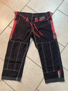 Pantalones Jiu Jitsu Gi Koral Fight Co Talla A2 MKM Negro Rojo Karate Ninja Kickboxing - Imagen 1 de 14